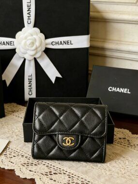 Chanel Classic Flap Wallet
